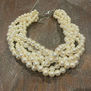 Pearl necklace gorgeous!